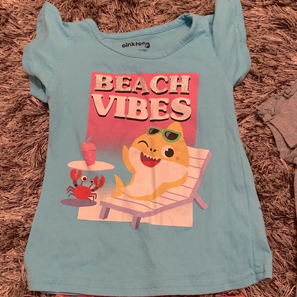 🦈 Pinkfong Baby Shark 3 piece toddler bundle💕 - Picture 3 of 4
